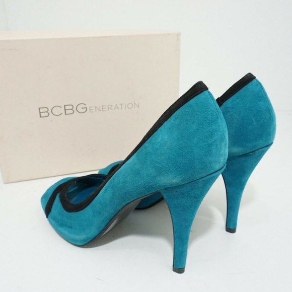 NEW ⭐️ BCBGeneration Teal/Black Kidsuede Heels - Picture 2 of 10